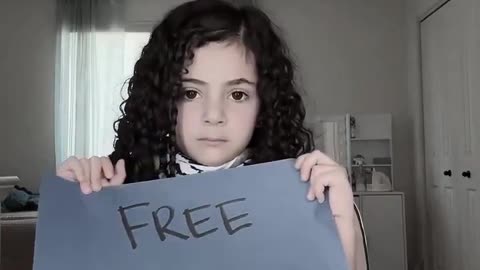 Palestinian girl brings an important message