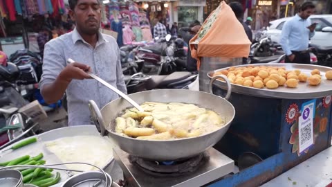 Extreme Giant Chilli 🌶️ Fritter Making|Unique Street food of Bangladesh 🇧🇩🇧🇩😵😋