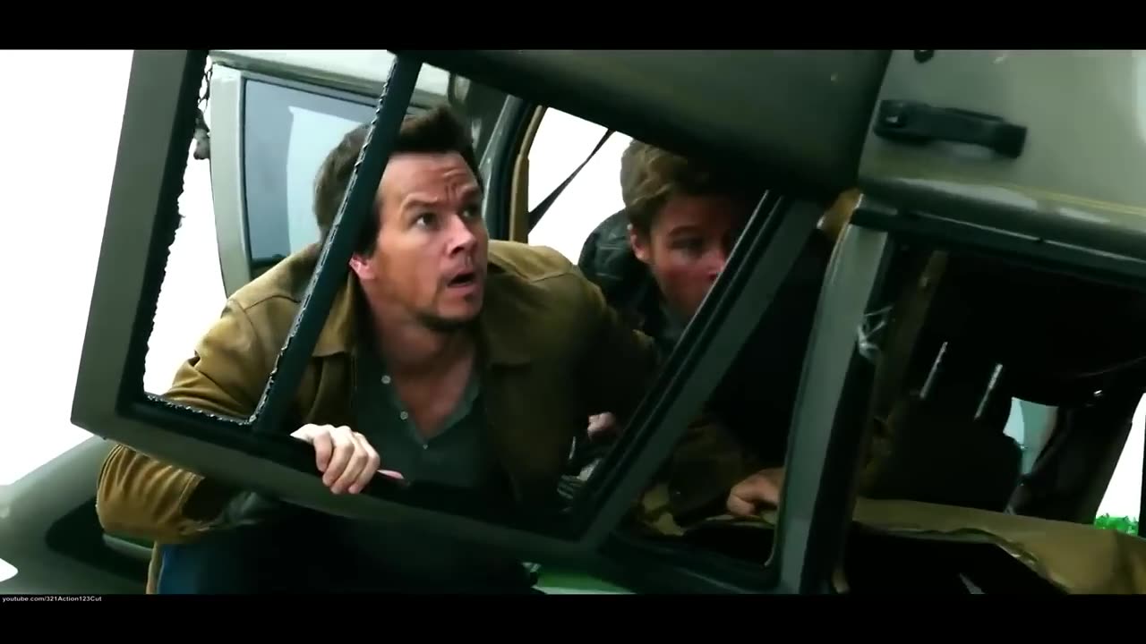 Optimus Prime vs. Galvatron & Lockdown - Transformers Age Of Extinction Movie Clip