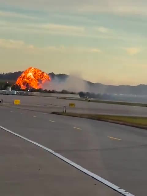 Video shows crash of UPS Flight 2976 while taking off from Louisville International Airport