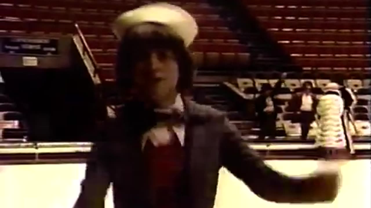 Undated - 'Popeye & Peggy' WTTV Clips From Market Square Arena