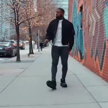 When You Try to Look Tough but Your Shoe Betrays You 😂