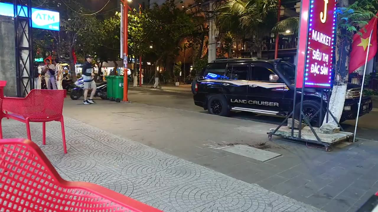 fatty demon pig - 2025 - YT - March 30th part 001 - DANANG