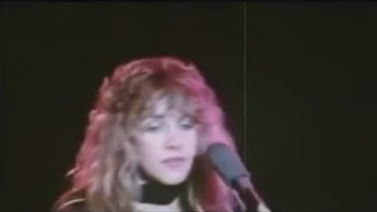 Fleetwood Mac - Dreams (Official Music Video) - YouTube