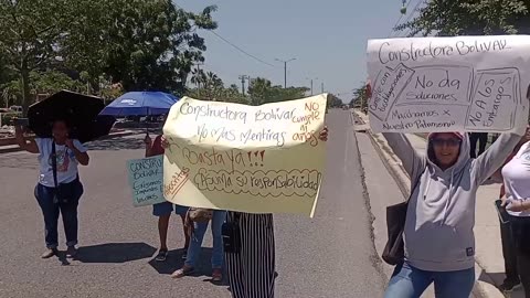 Protesta en Soledad: residentes de Ciudad del Puerto bloquean vía al aeropuerto