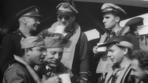 DITCHING AT SEA WWII - DITCHING AT SEA WWII - 111-adc-9797