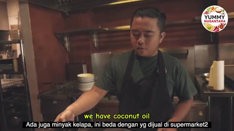 Korean Boyfriend Tries Cooking Traditional Balinese Food for the First Time
