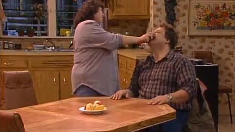 Roseanne – S1E19 Workin Overtime | Tv Guide Vault Comedy