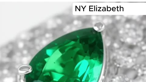 MIKIMOTO EMERALD NECKLACE | NY Elizabeth Auctions Live
