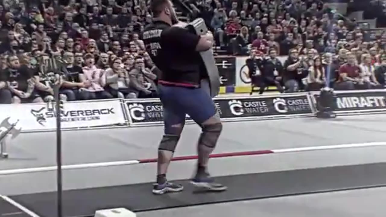 200 Kilogram Shield Carry 😳