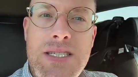 Liberal TikToker MELTS DOWN over Dunkin' Donuts commercial