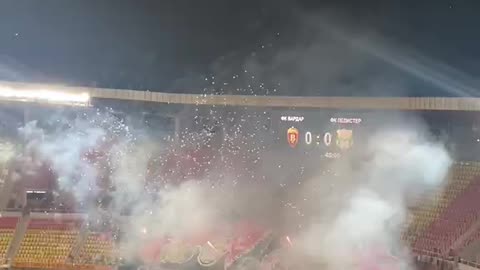 Loyal fans 26 години