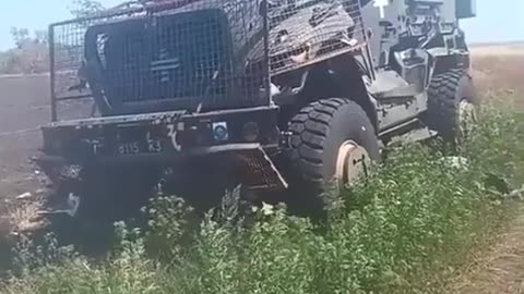 ⚠️🚧 Ukraine Russia War | Abandoned Damaged AFU MaxxPro MRAP on Frontline | RCF