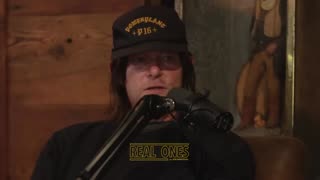 The Real Walking Dead - Bernthal and Reedus Unscripted