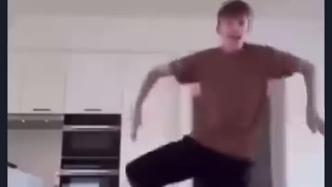Cleanest JellyFish Dance EVER RECORDED!!