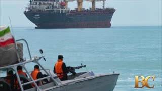 Pentagon urges ships to stay far from Strait of Hormuz