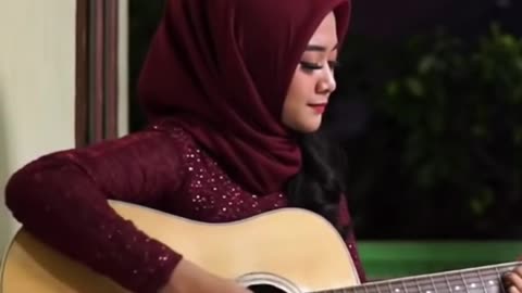 Soft Acoustic Aesthetic 🌸 | #muslimah #shorts #acousticmood