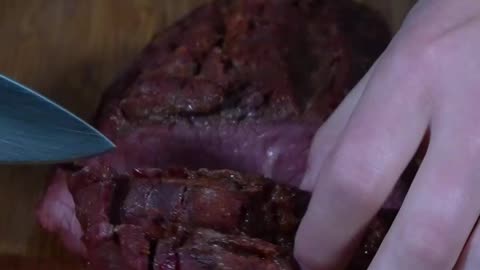 What Happens When You Slice This Steak?