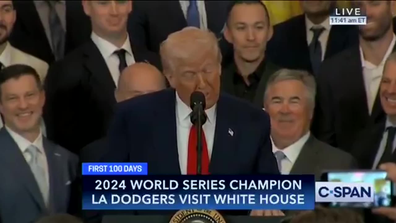 The LA Dodgers start cracking up after Trump declines to introduce Senators in the room