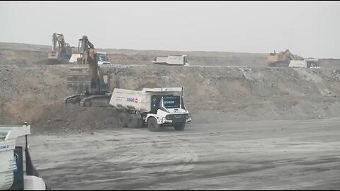 The largest fleet of unmanned quarry trucks has been launched in China