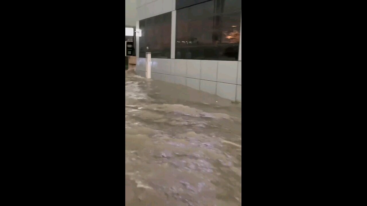 Flooding in Dubai, UAE early this morning.