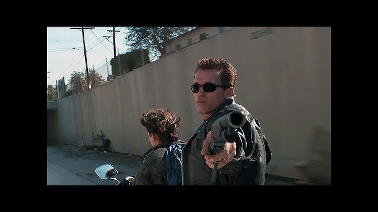 TERMINATOR 2 Clip - Truck Chase (1991) Arnold Schwarzenegger