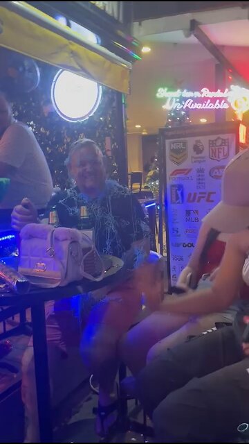 Big party in pattaya please watch and smile