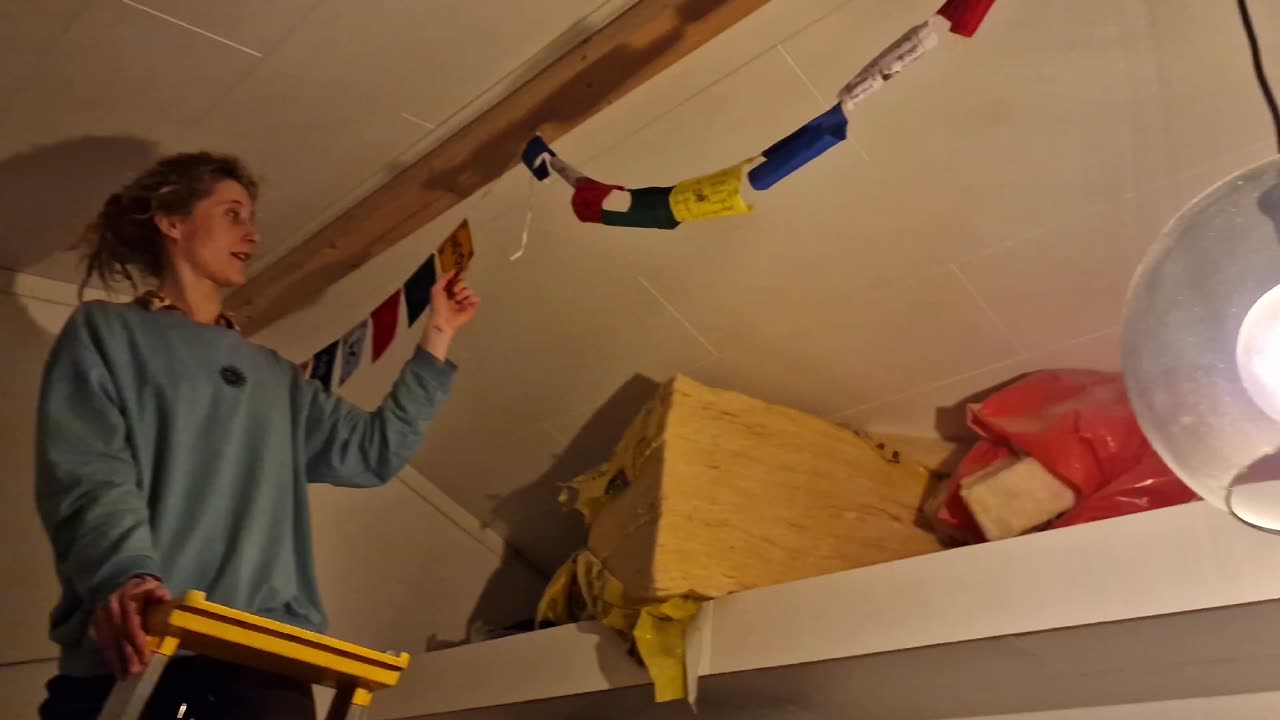 Decorating our cabin 🙏🏼