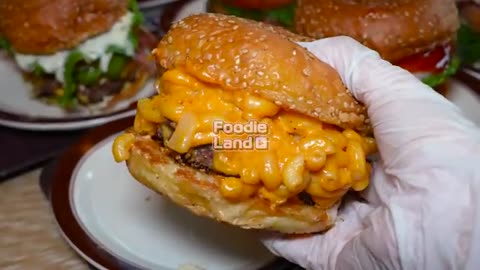 Amazing! 250℉ Grilled Cheese Burger & Fried Blooming onion! The BEST cheeseburger / KoreanStreetFood