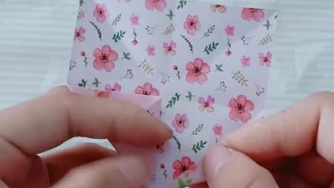 Easy Paper Folding for Gift Wrap