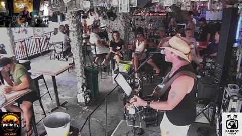 LIVE Music Everyday!