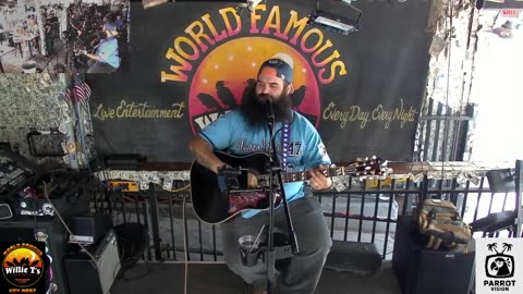 LIVE Music Everyday!