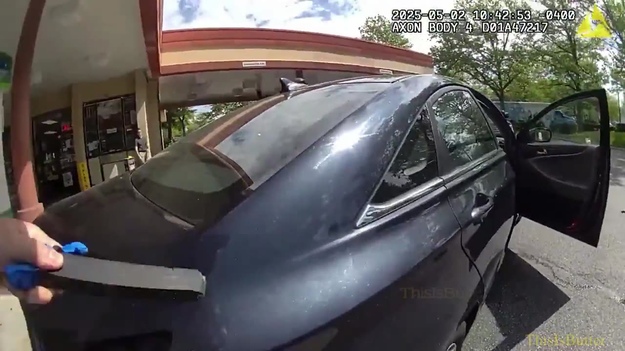 Columbia police arrest the driver who was passed out and a gun on the passenger seat