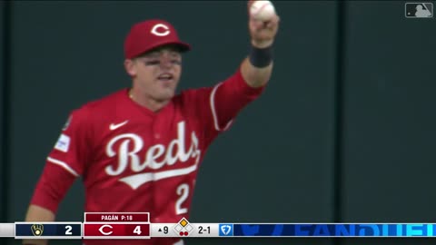 TJ Friedl puso el candado sin ser cerrador con esta joya