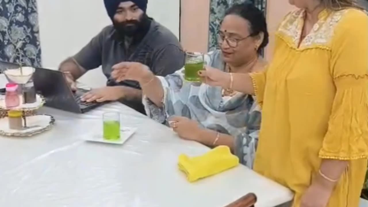 ❤️ Modern Saasu Maa ❤️