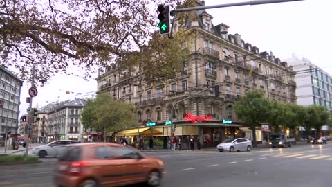 Switzerland wins US tariff rate cut, pledges large US investments