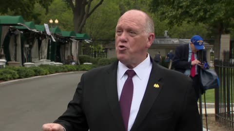 Briefing: Tom Homan Speaks to Reporters Outside the White House - August 6, 2025