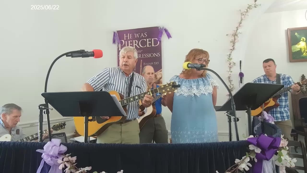 GOD LOVES JERUSALEM!!