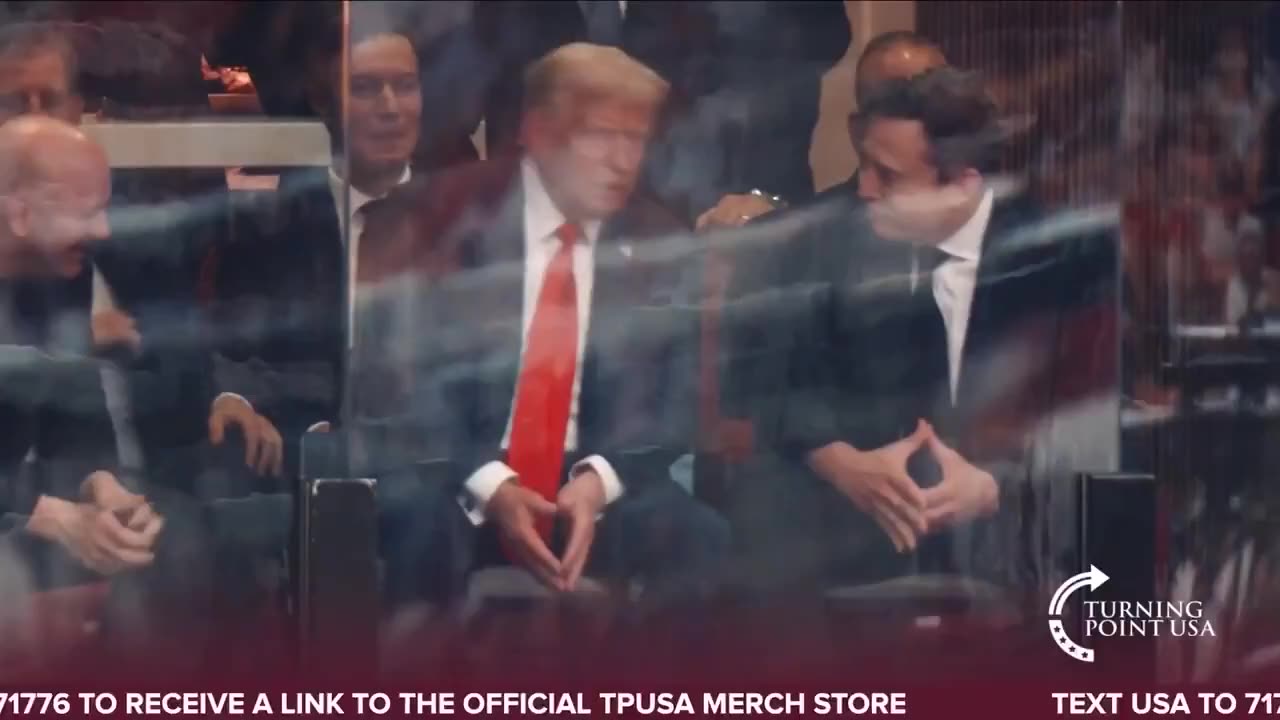 🔥 UNITY: President Trump and Elon Musk are sitting next to each other at the funeral of