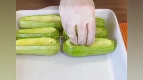 Have you ever eaten this?! With zucchini