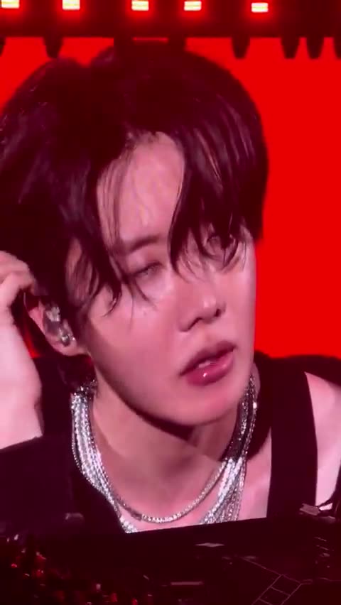 bts jhope world tour kpop 2025 hobi