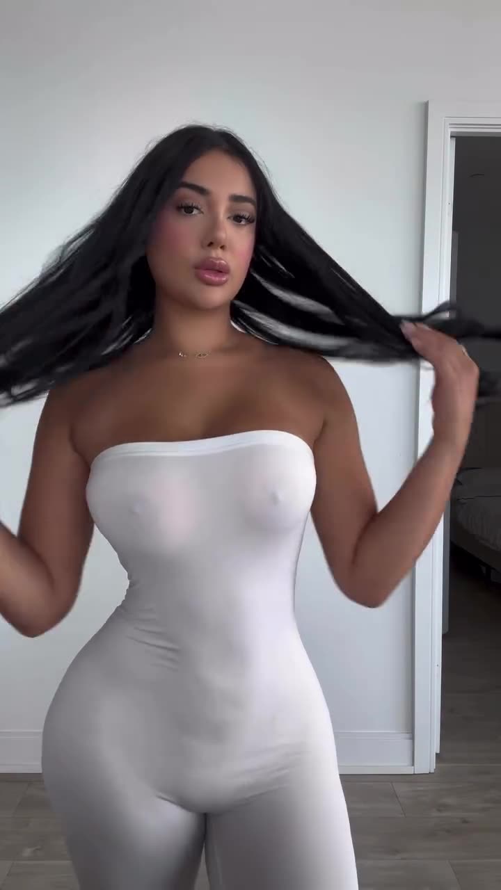 🌶️ Pretty Sexy White Fit 💯🔥