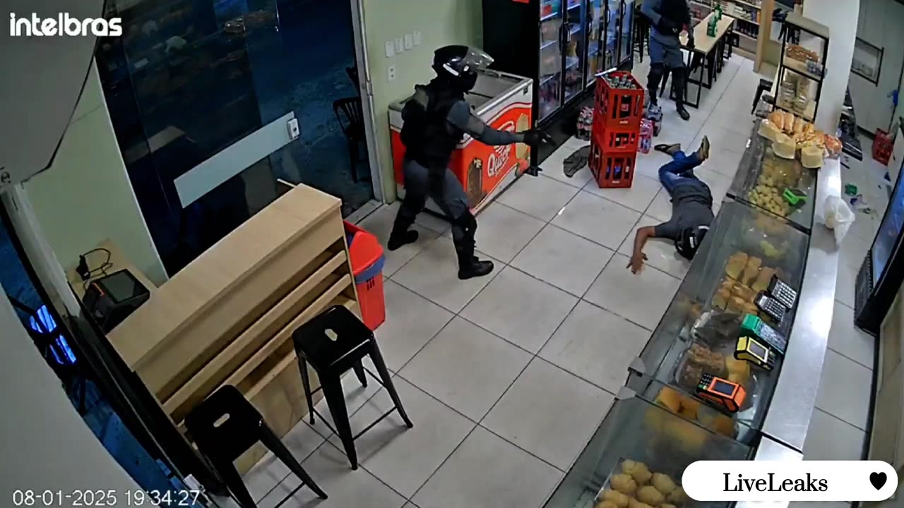 Swift justice for a robber.