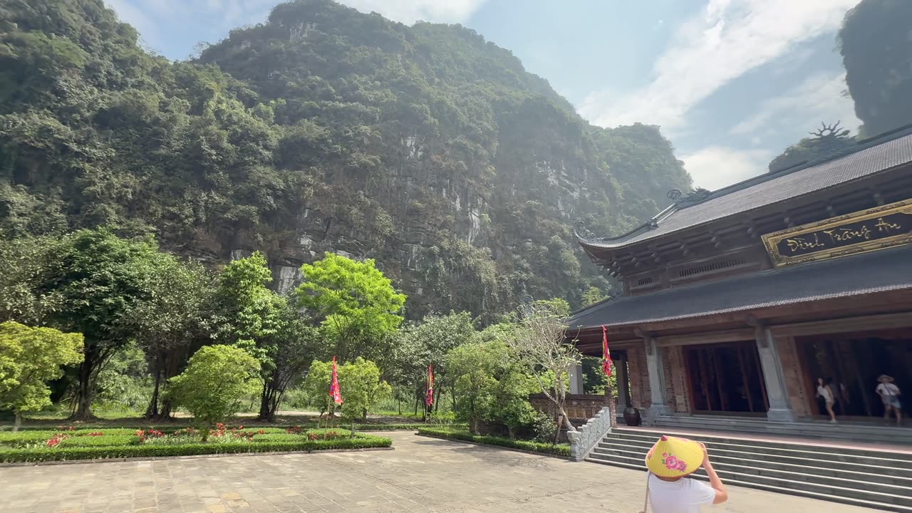 Dinh Trang An in Ninh Binh, Vietnam