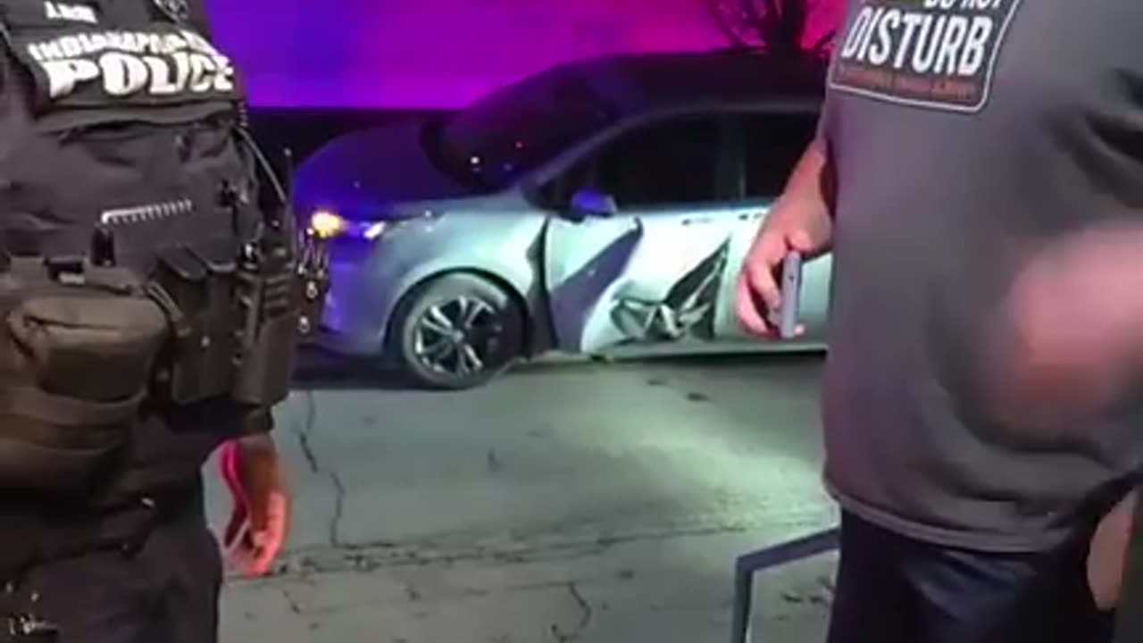 Catch #383 Issac 47 of Indianapolis Indiana confronted on his conversations with a 13 yo Boy Decoy