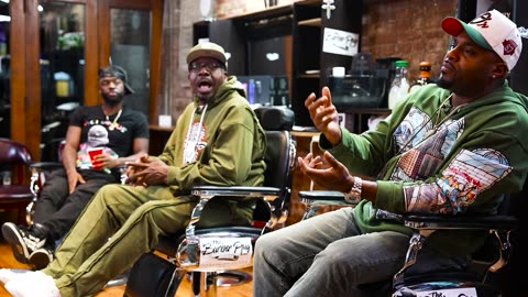 Battle Rap Debate: Drake vs Kendrick – Who's BETTER Lyrically??? Aye Verb & Swave had this to Say..