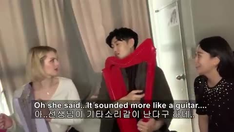 Making my girlfriend😘 JEALOUS😁 with A Korean gril😍