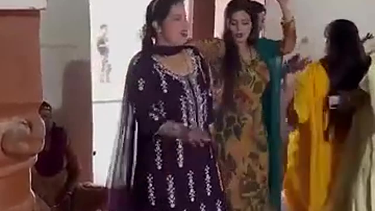 Punjabi Song & Dance