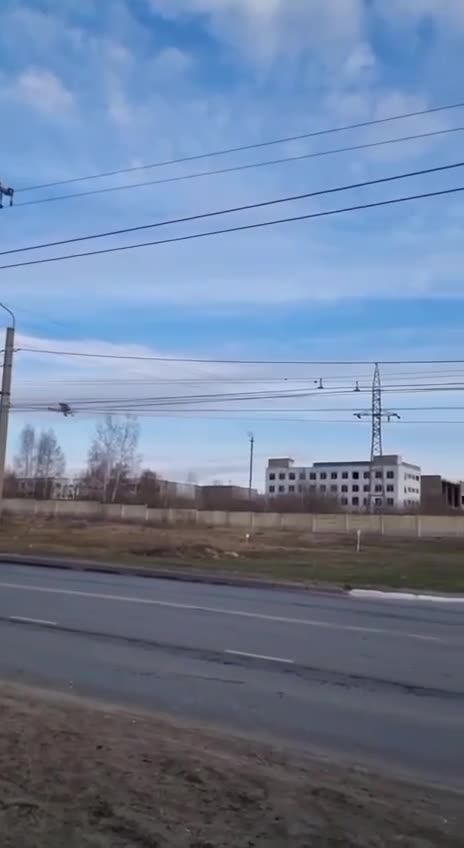 Russians Film Unknown Cessna-Type Drone Attacking a Plant in Saransk,Russia