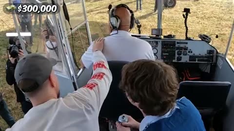 $1_$500000 plane ticket